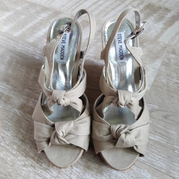 Steve Madden Canvas Platform Wedges - Picture 2 of 16